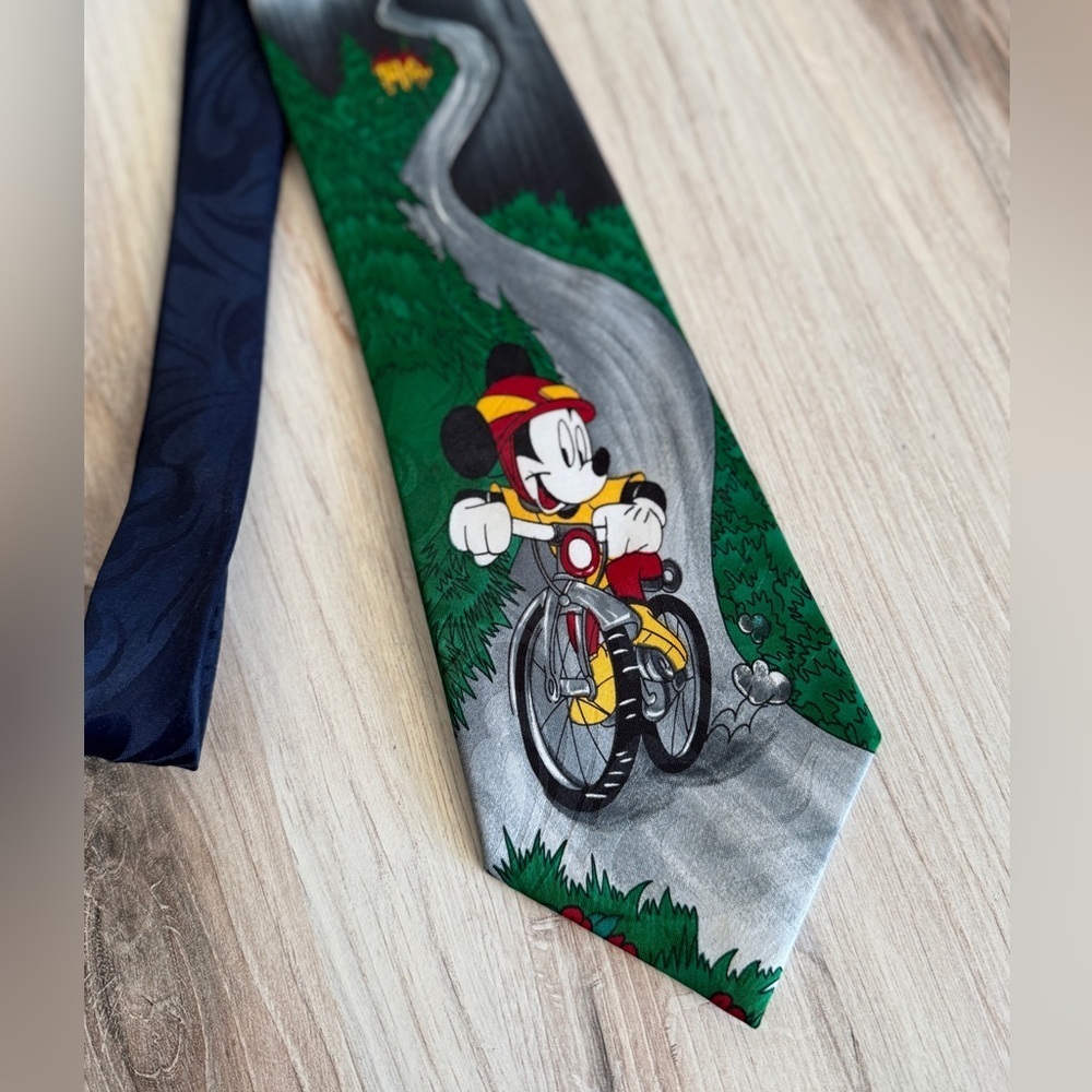 Vintage Disney Mickey & Co. Balancine Necktie Tie Mickey Mouse Bicycle - Picture 2 of 3